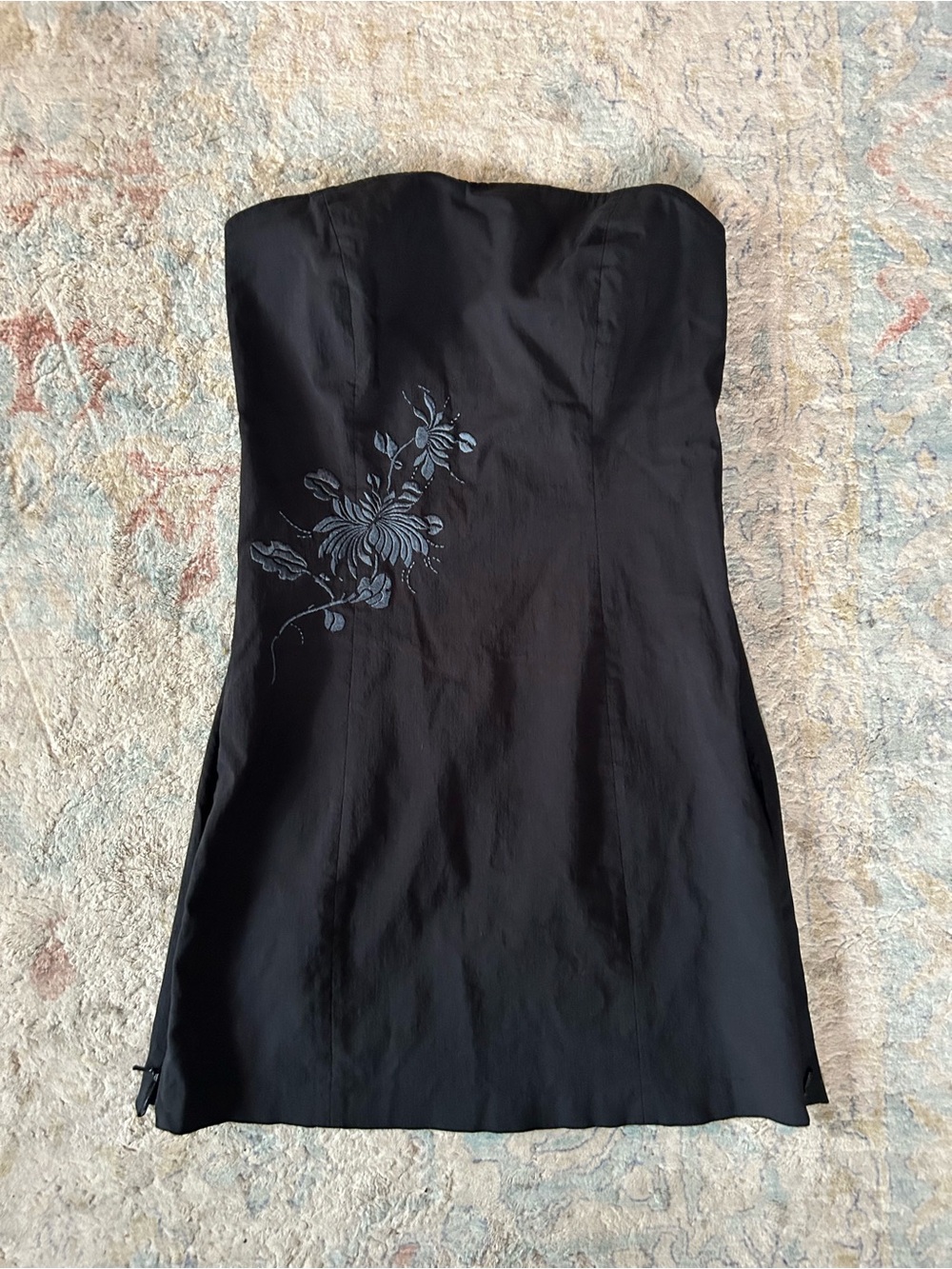 Vintage Express Black Strapless Mini Dress with Embroidered Floral Accent